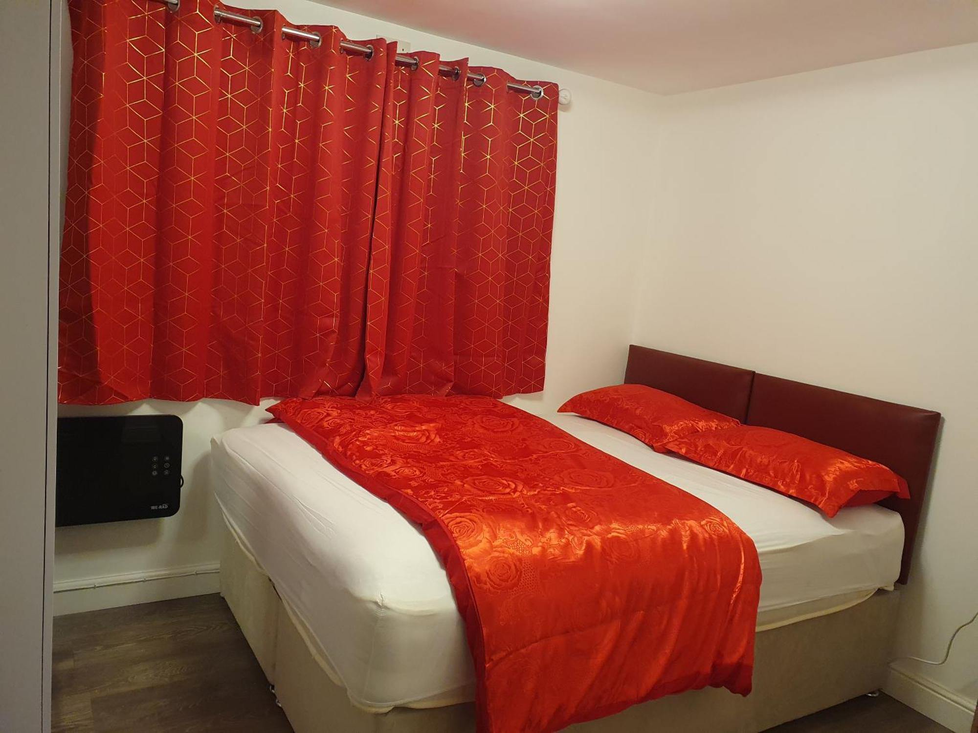 Amh Hotel - Greenford Station Northolt  Екстер'єр фото